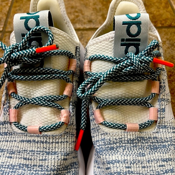 NWOT Adidas Cloudfoam pure 2.0 sneakers WSz6 - Picture 7 of 8